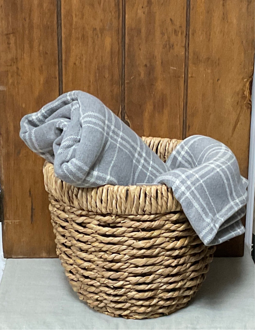 Hand Woven Planter Basket - Natural