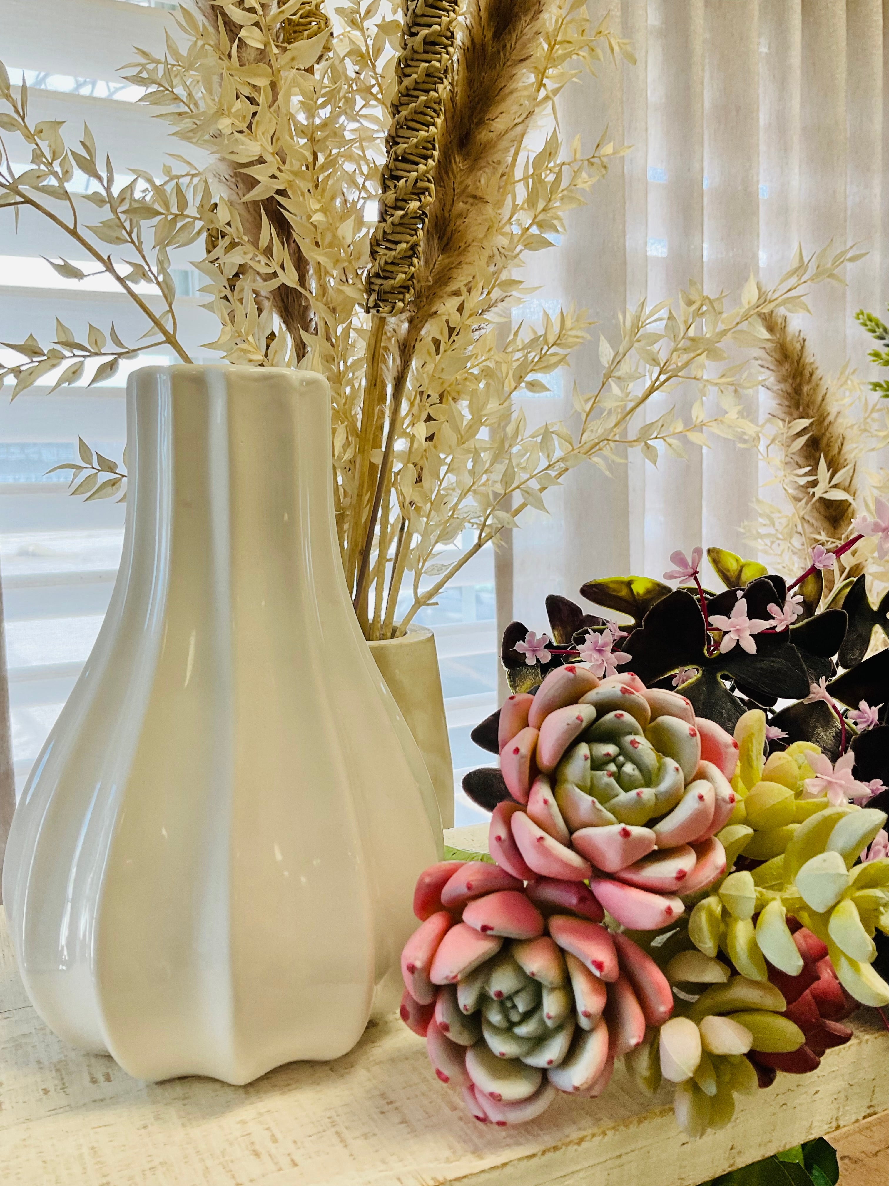 Maria Vase