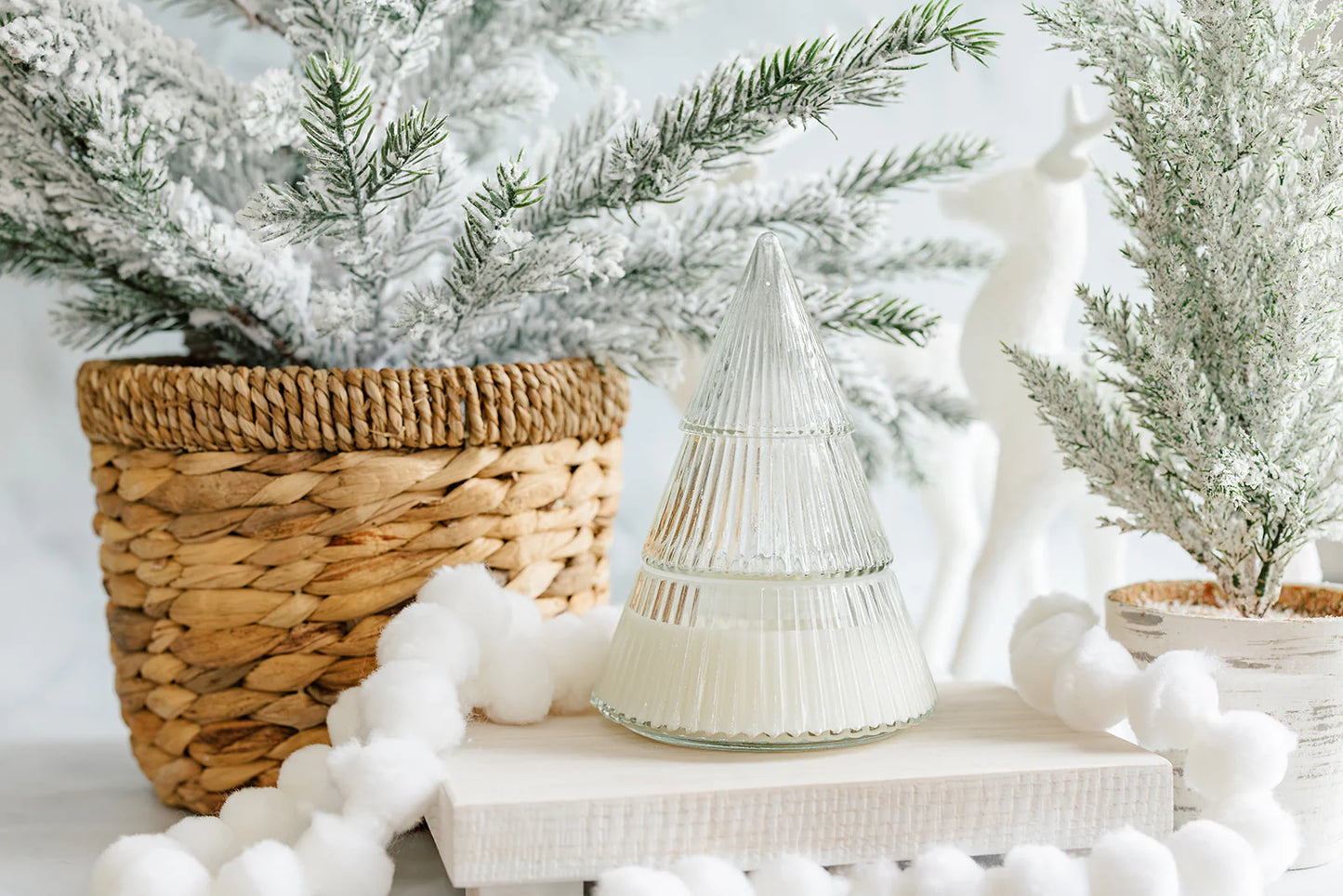 The Scented Market - Glass O'Christmas Tree Soy Candle - made in Canada