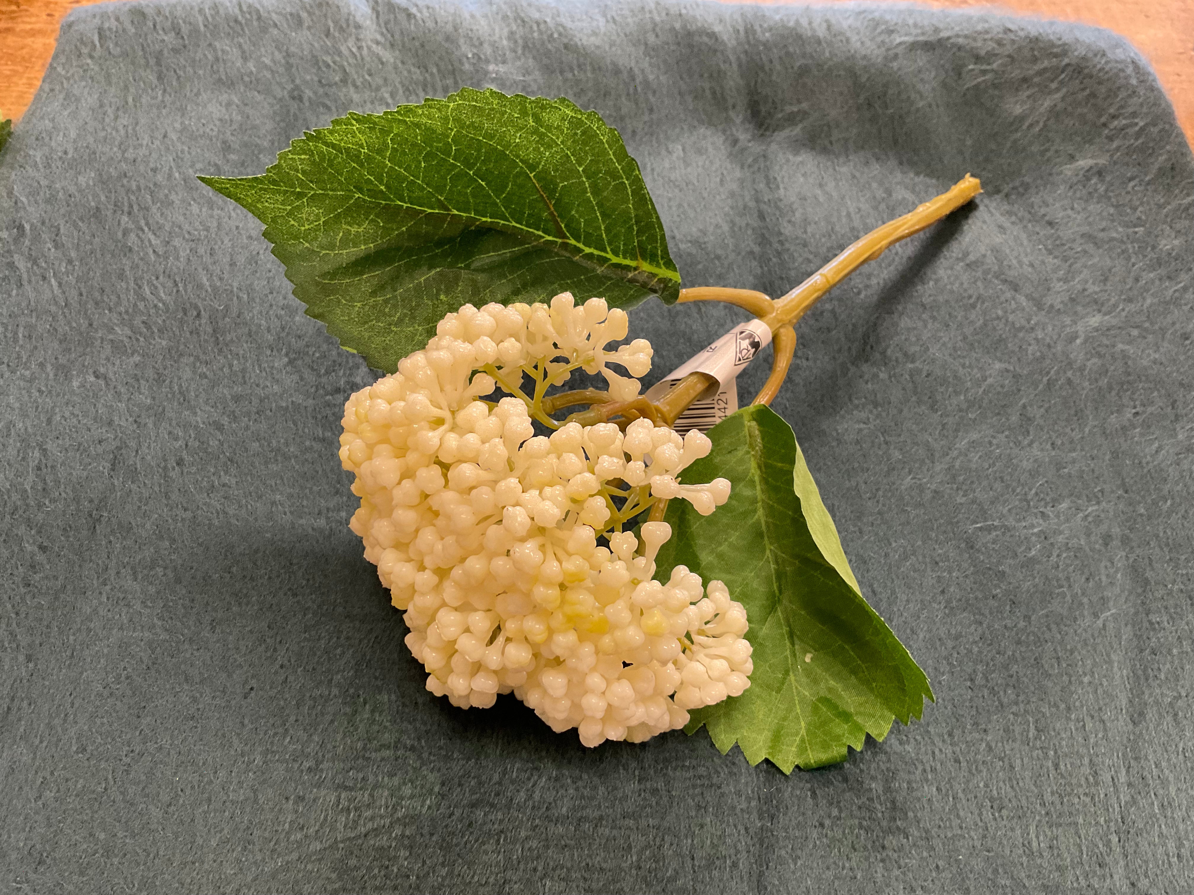 10” Cream Seeded Hydrangea