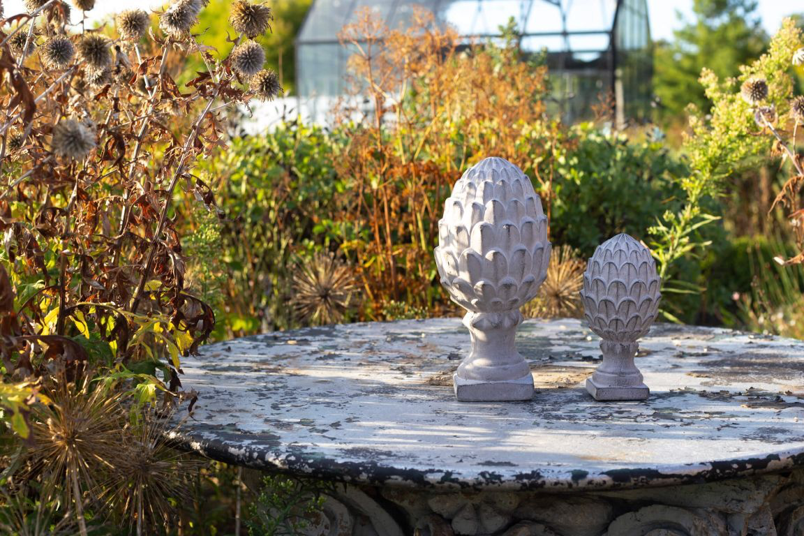 Cement Garden Artichoke