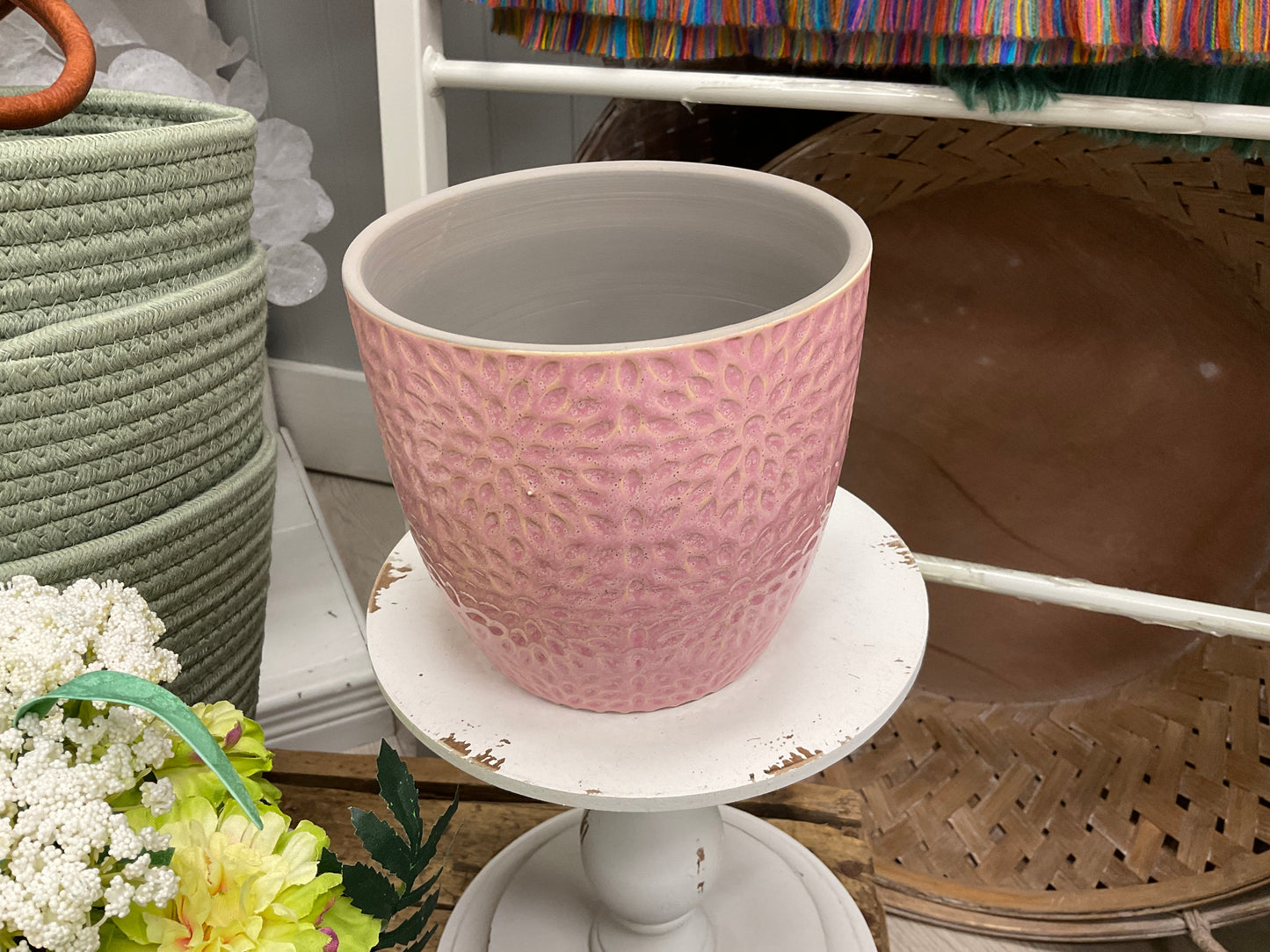 Kanon Textured Flower Pot