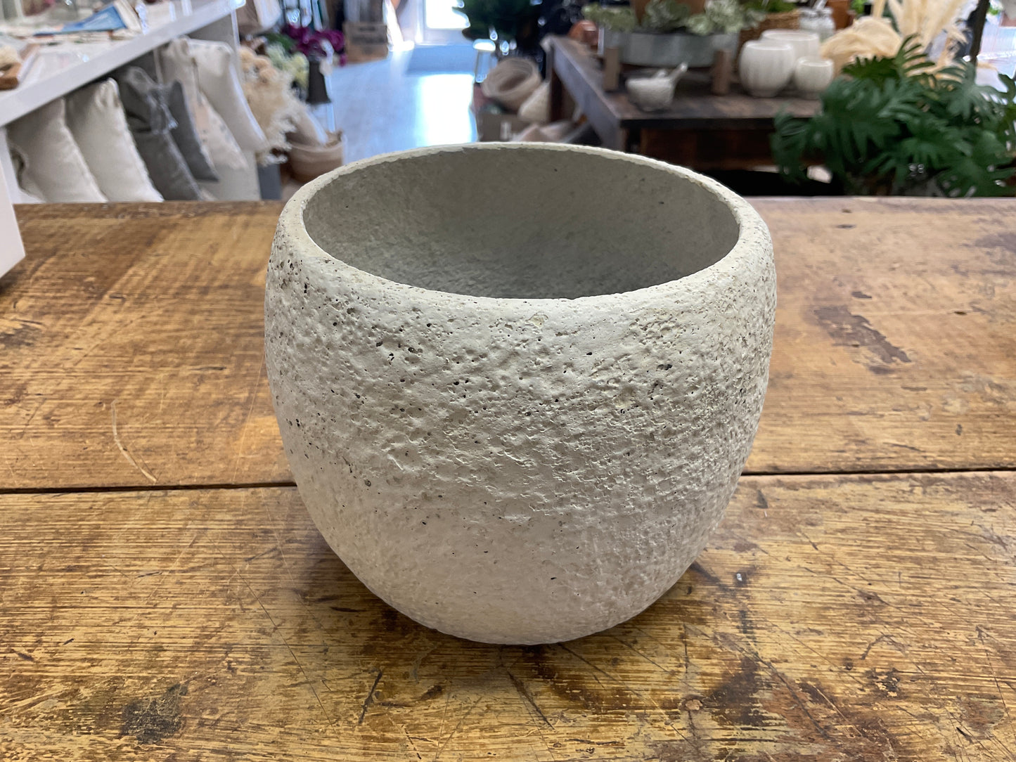 Maxine Round Pot
