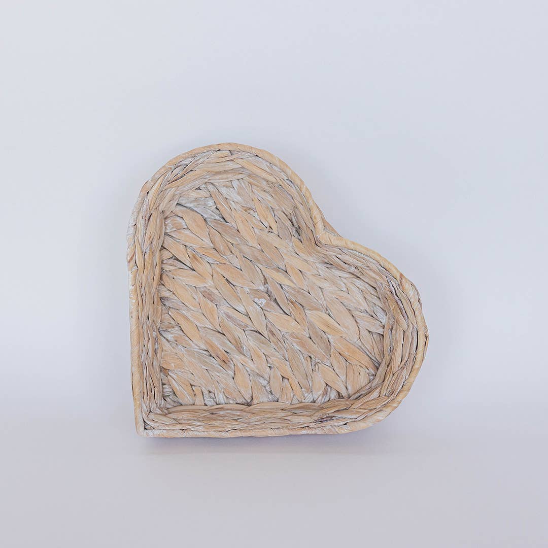 Willow Heart Basket