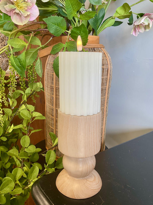 Elara Candle Pillar