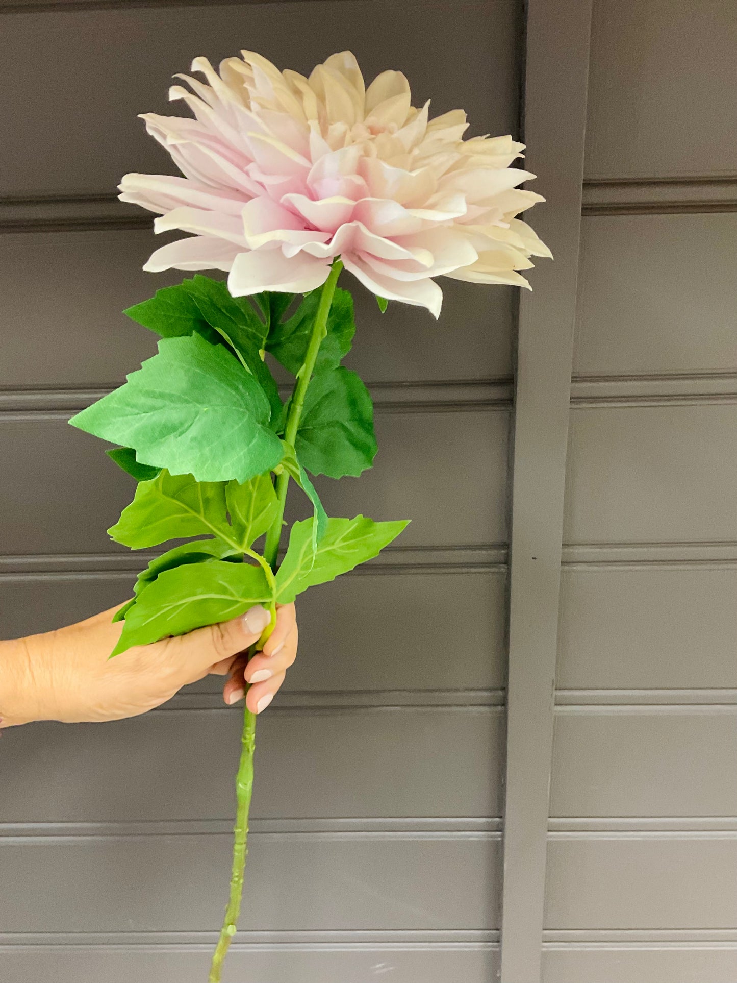 Real Touch Dahlia