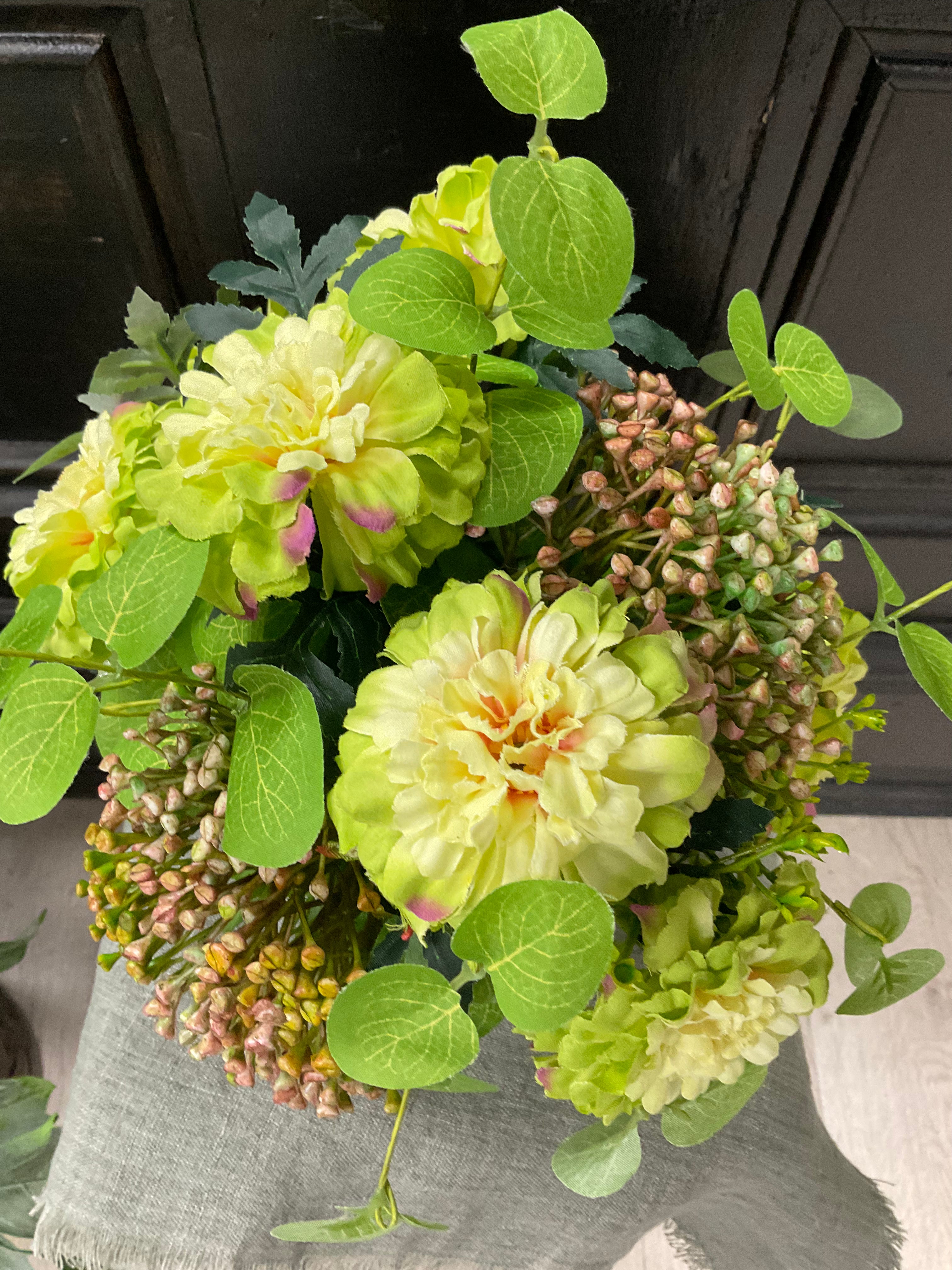 Limelight Table Arrangement