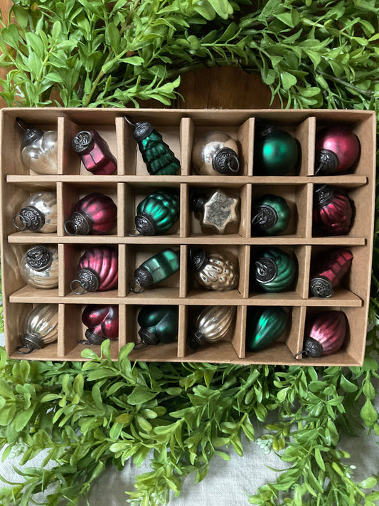 Ornament Jolly Minis