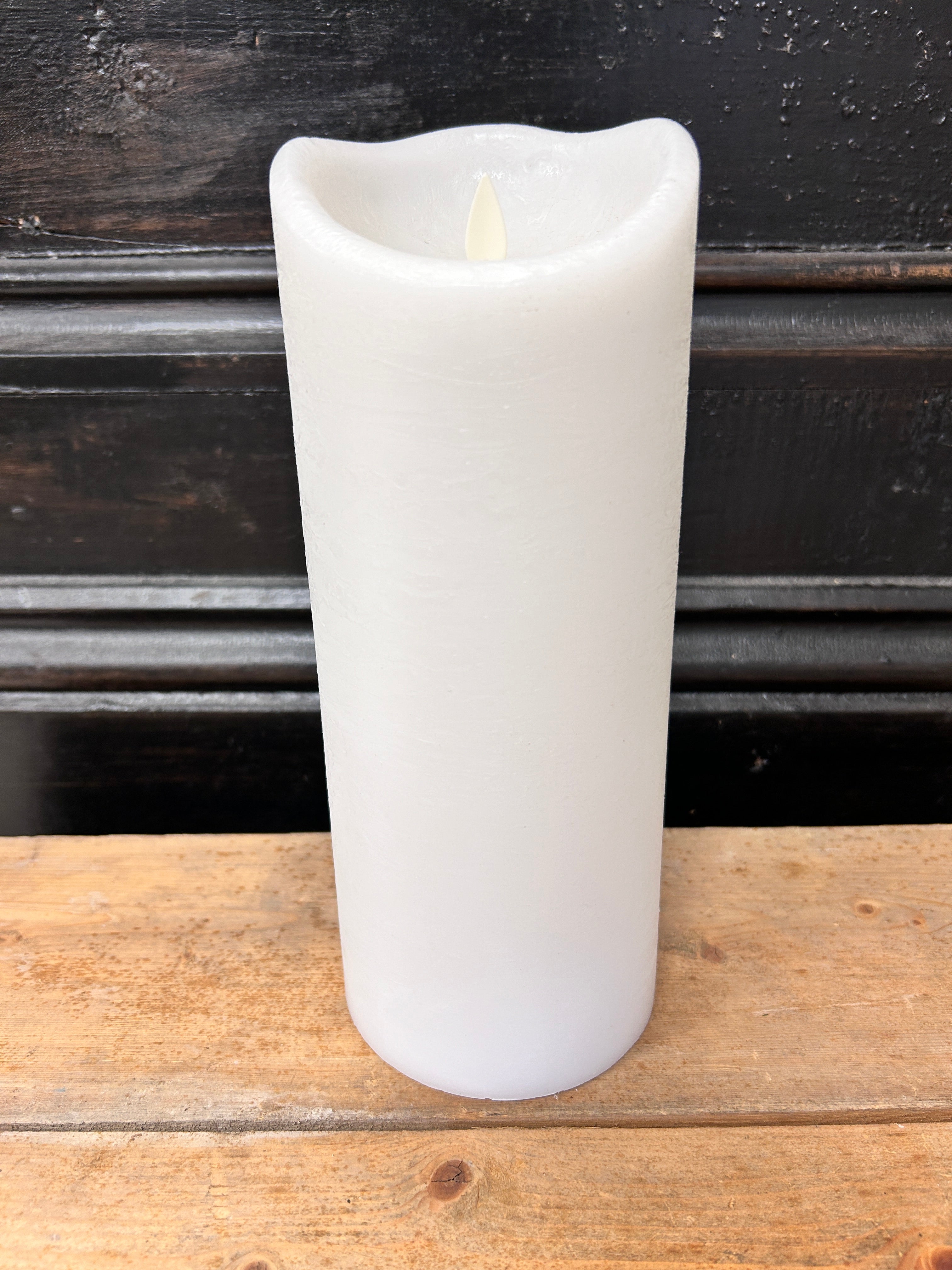 Moving Flame Candle Pillar