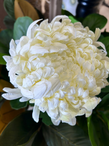 Ivory Dahlia Stem