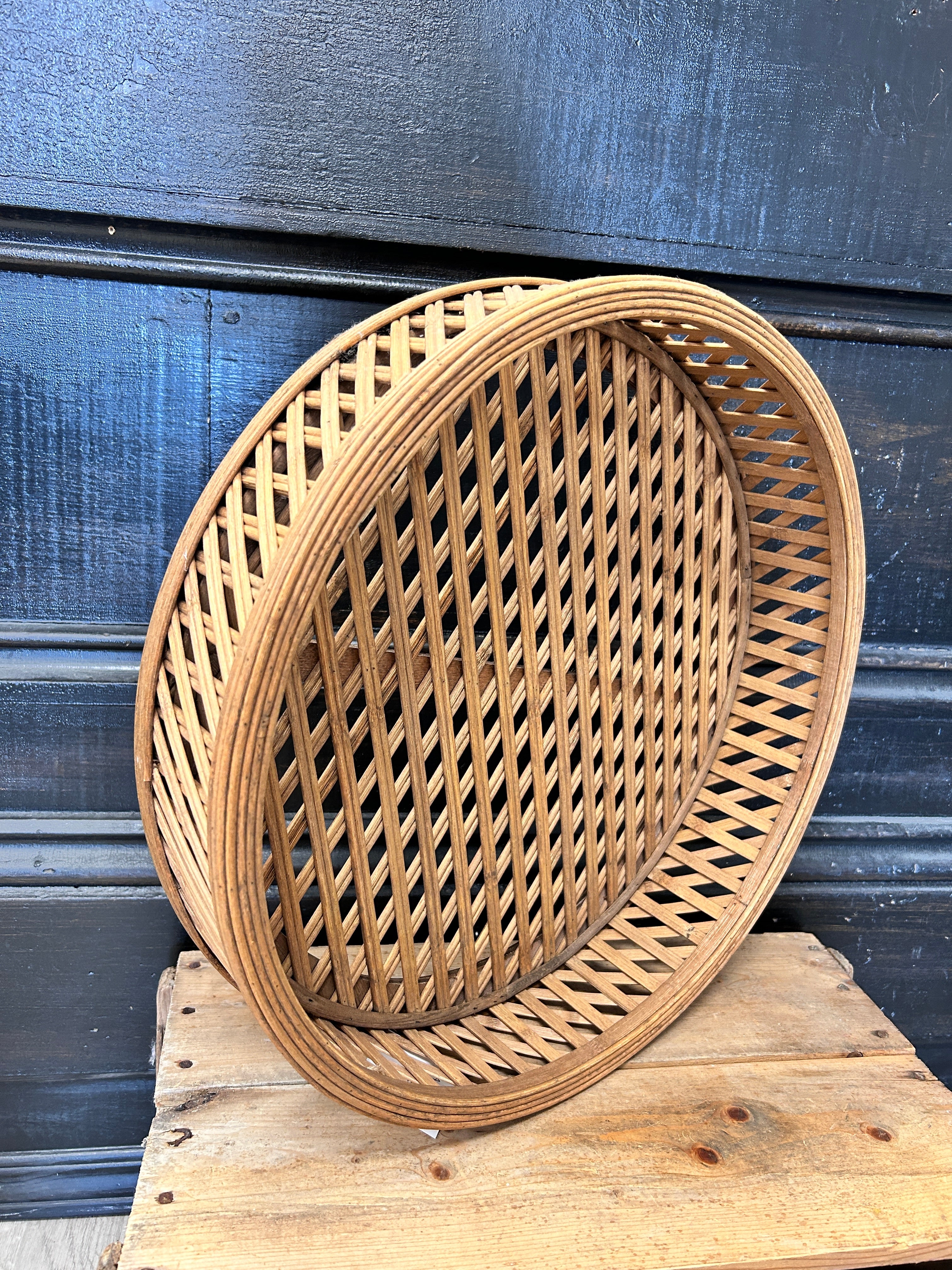 Round Wooden Trays