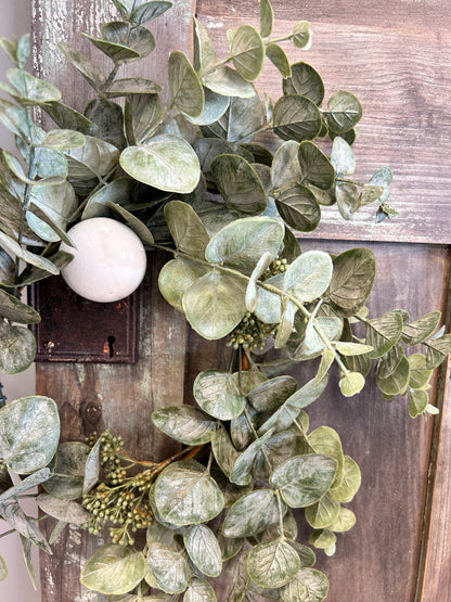 18'' Seeded Eucalyptus wreath