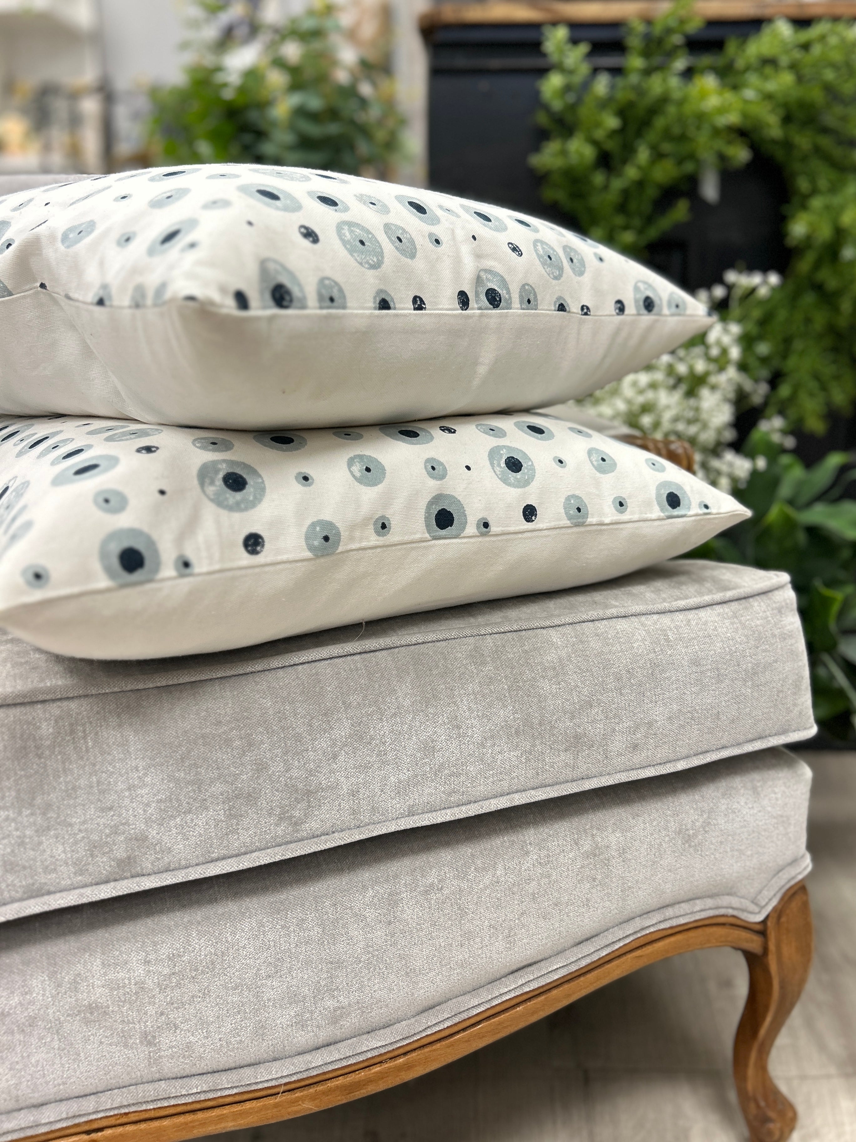 Anemone Pillow